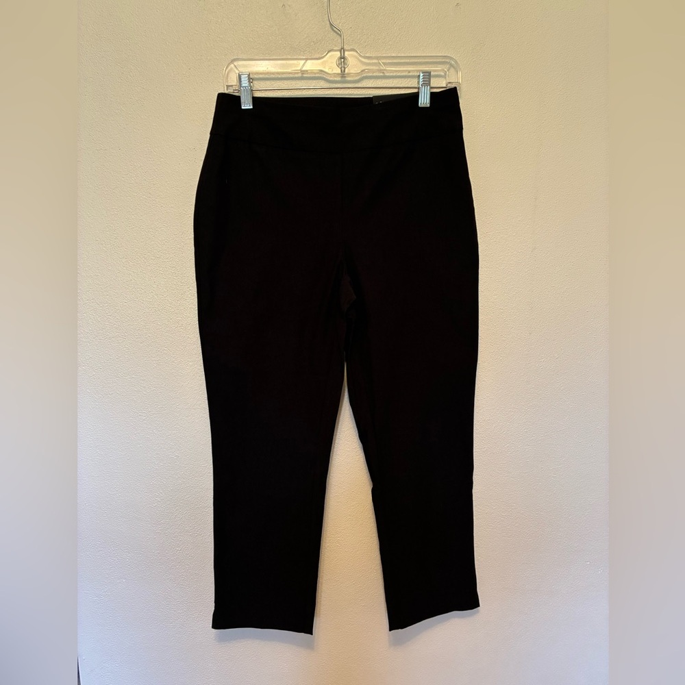 Chico's NWT Black Crop Pants
